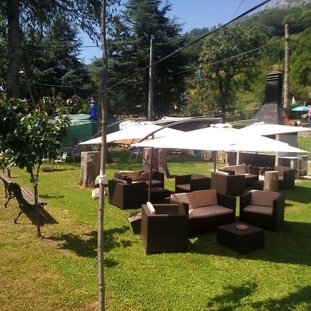 Hotel Restaurante Parador De Фелечоса Экстерьер фото